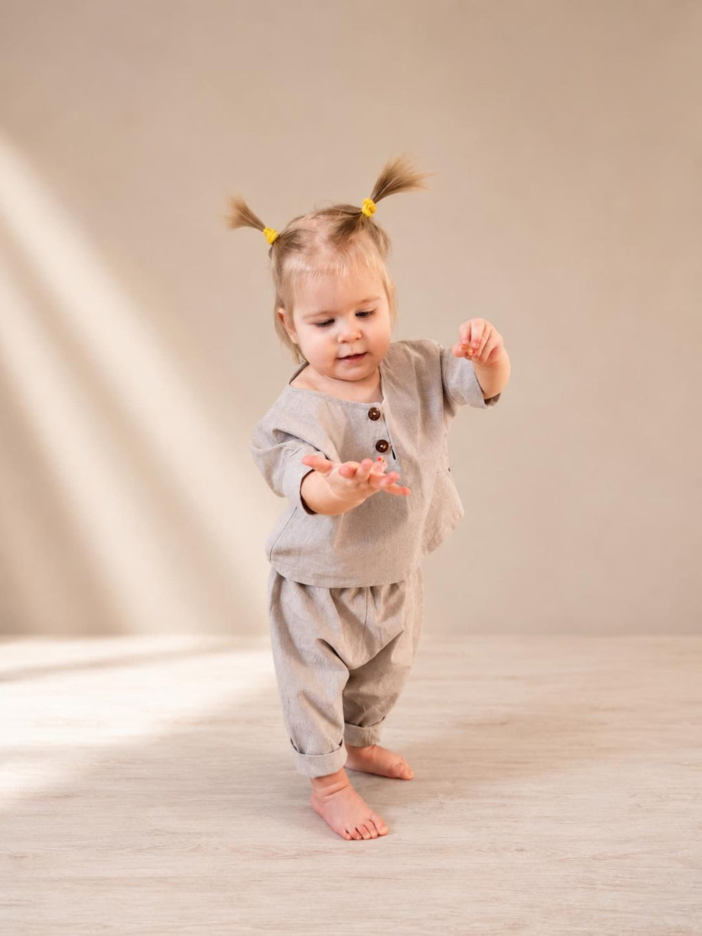 Blumli® Handgefertigtes Baby-Set aus gewaschener Bio-Baumwolle mit Oberteil & Haremshose